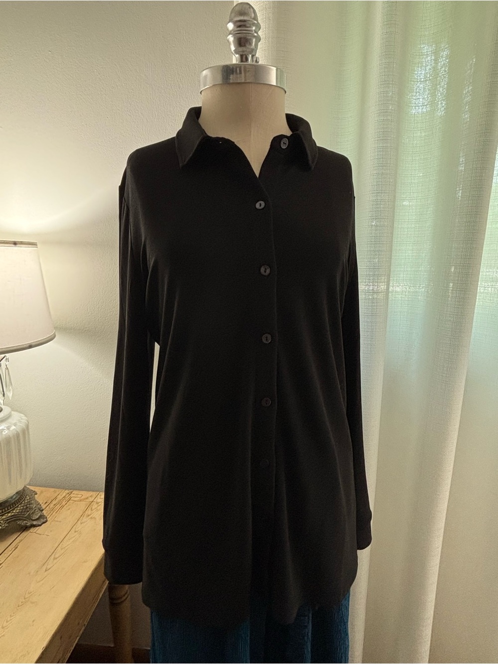 Dennis Basso Wrinkleless Black Button-Up Shirt, M, EUC